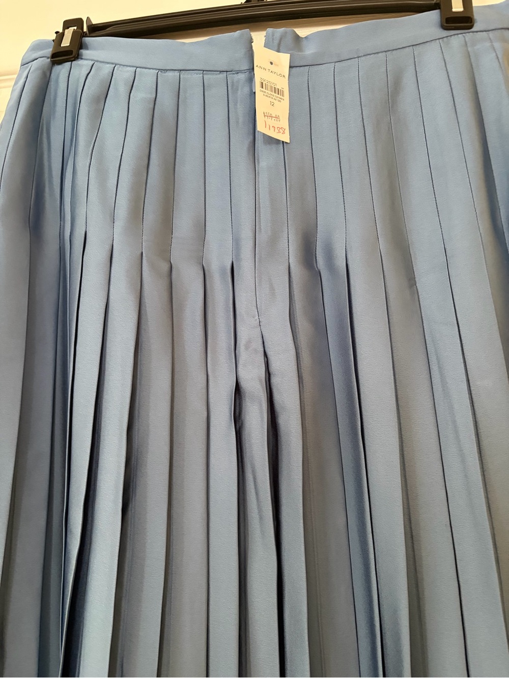 Pleated Midi Skirt Ann Taylor - Picture 2 of 2